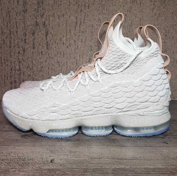 Nike LeBron 15 GHOST EDITION XV String NEW - Picture 3 of 8